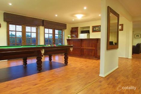 Property photo of 78 Edgbaston Circuit Berwick VIC 3806