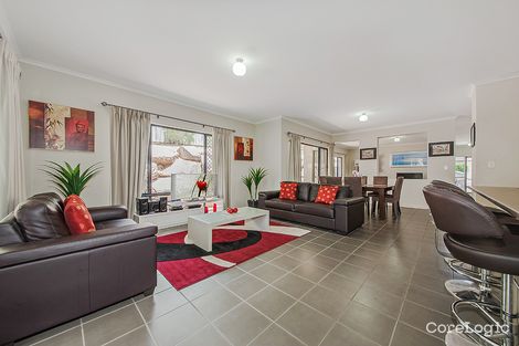 Property photo of 24 Ridgeview Street Carindale QLD 4152