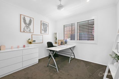 Property photo of 3 Stepney Close Robina QLD 4226