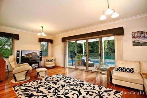 Property photo of 18 Elizabeth Henrietta Circuit Macquarie Links NSW 2565