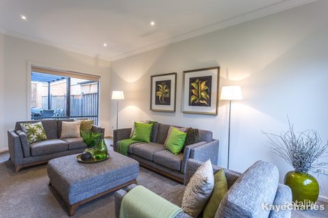 Property photo of 96 Fieldstone Boulevard Beaconsfield VIC 3807