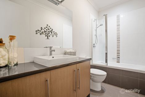 Property photo of 2/29 Wicklow Avenue Croydon VIC 3136