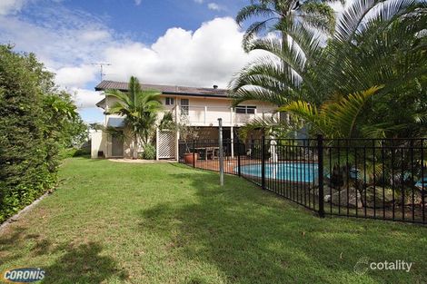 9 Alenola St, Chapel Hill, QLD 4069