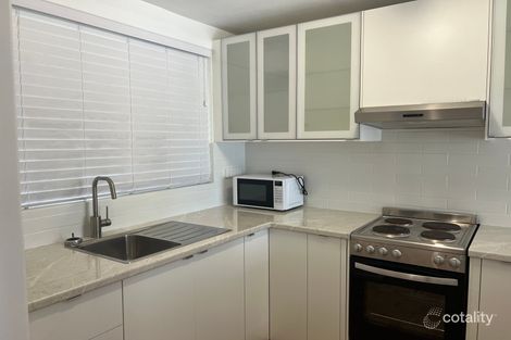 2a/23 Stockdale Cres, Wembley Downs, WA 6019