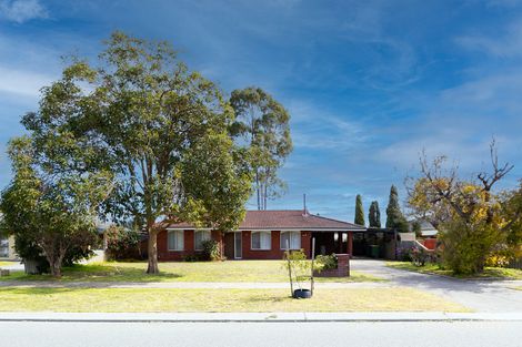 17 Elvington Way, Thornlie, WA 6108