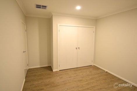 Property photo of 38 Signal Circuit Aintree VIC 3336