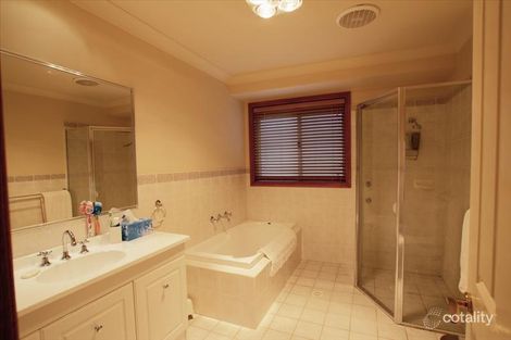 Property photo of 18 Hereford Way Picton NSW 2571