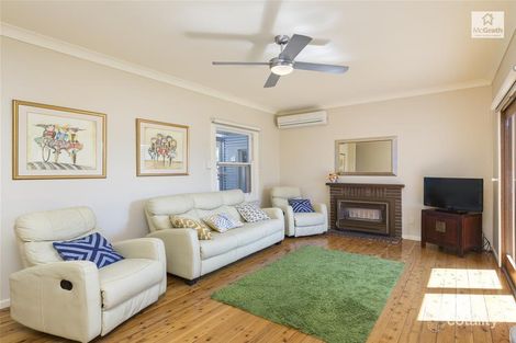 Property photo of 2 Embert Street Sturt SA 5047