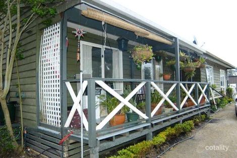 24 Gordon Cres, Romsey, VIC 3434