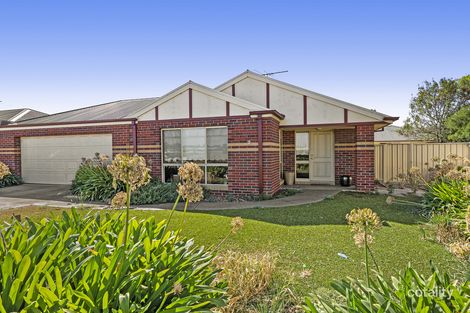Property photo of 2/20 Holts Lane Darley VIC 3340