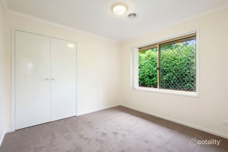 Property photo of 19 Alder Close Jerrabomberra NSW 2619