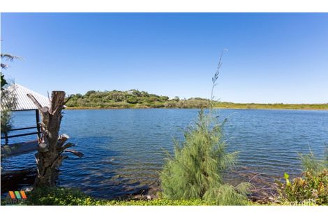 Property photo of 2/25 Beach Road Dolphin Heads QLD 4740