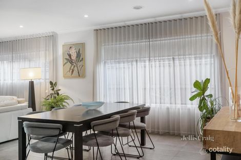 Property photo of 215 Mandalay Circuit Beveridge VIC 3753