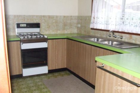 Property photo of 8 Aspect Court Sale VIC 3850