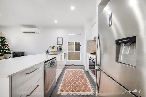 Property photo of 14 Archibald Crescent Nirimba QLD 4551