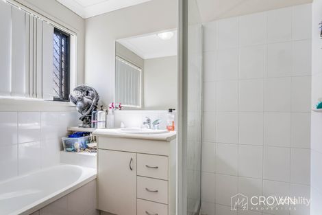 Property photo of 17 Eugenia Avenue Rothwell QLD 4022