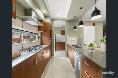 Property photo of 14 Borowski Bellbird Park QLD 4300