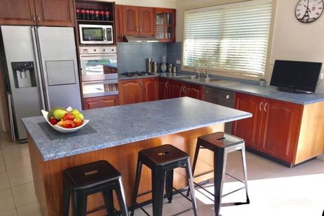 25 Bradford Ave, Greenvale, VIC 3059