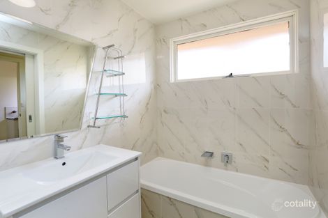 Property photo of 12 Currawong Court Lara VIC 3212