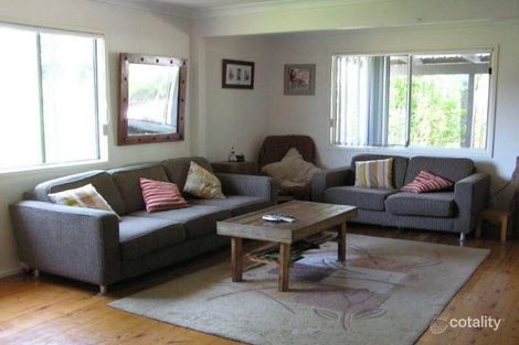 Property photo of 14 Tania Drive Point Clare NSW 2250