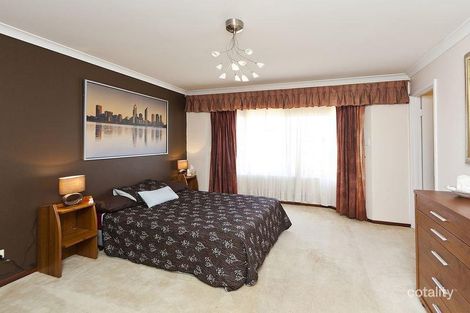 Property photo of 15 Bradley Way High Wycombe WA 6057
