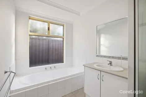 Property photo of 17 Octagon Gardens Aveley WA 6069