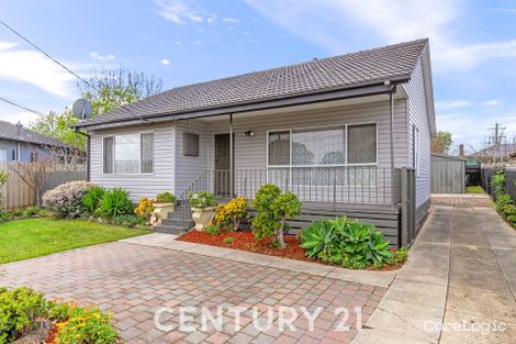 Property photo of 32 Pittosporum Grove Doveton VIC 3177