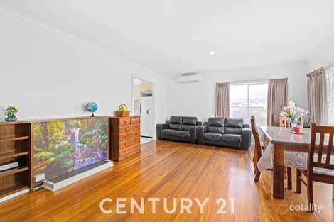 Property photo of 32 Pittosporum Grove Doveton VIC 3177