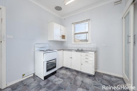 Property photo of 4 Hollis Avenue Goulburn NSW 2580