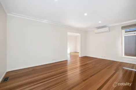 Property photo of 31 Gladesville Drive Bentleigh East VIC 3165
