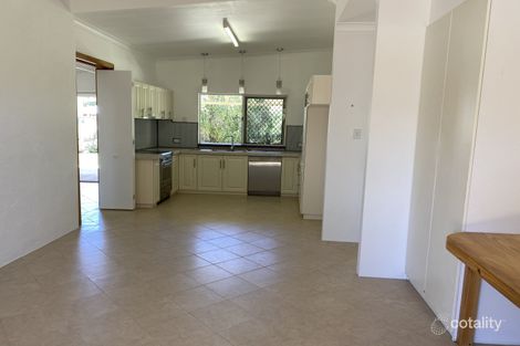 Property photo of 4 Henty Close North Yunderup WA 6208