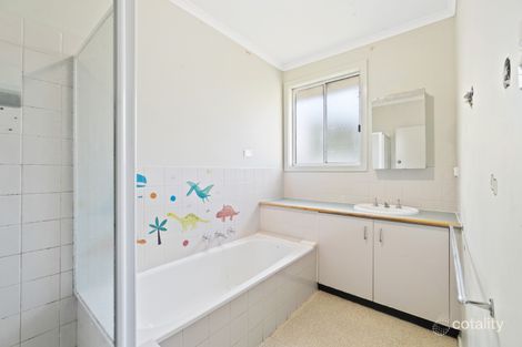 6 Cartledge Way, Sale, VIC 3850