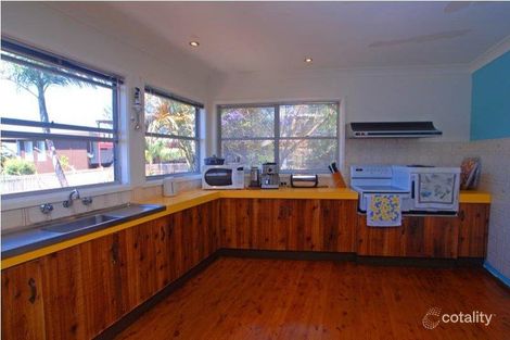 Property photo of 66 Balmoral Drive Gorokan NSW 2263