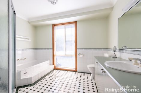 Property photo of 79 Opperman Way Windradyne NSW 2795