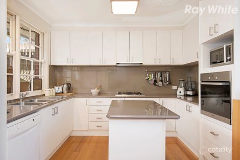 Property photo of 30 Regent Street Mount Waverley VIC 3149