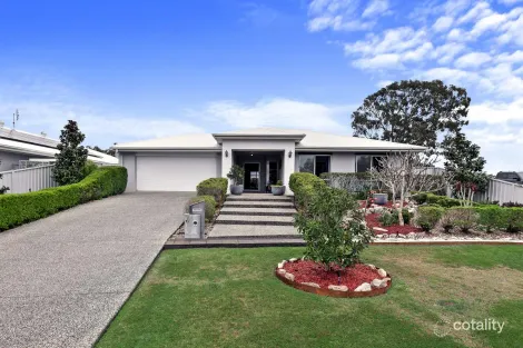 10 Marine Ct, Urangan, QLD 4655