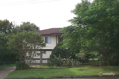 4 Daveson Rd, Birkdale, QLD 4159