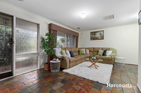 Property photo of 5 Eggleton Rise Rowville VIC 3178