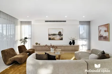 Property photo of 2 Alfred Road Essendon VIC 3040