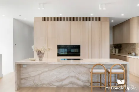 Property photo of 2 Alfred Road Essendon VIC 3040