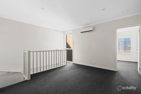 Property photo of 9 Courthouse Walk Doreen VIC 3754