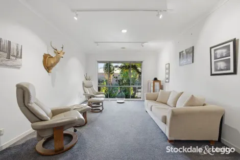 Property photo of 17 Josie Place Morwell VIC 3840