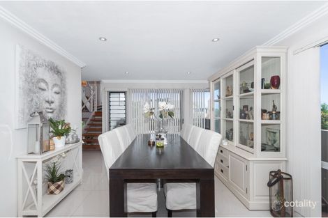 Property photo of 7 Hollymount View Woonona NSW 2517