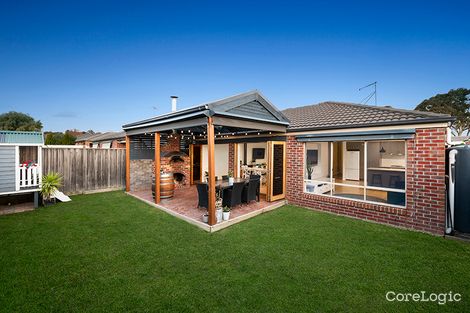 Property photo of 16 Gillow Grove Doreen VIC 3754