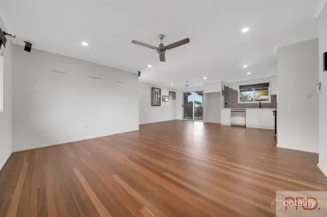 Property photo of 9 Langdon Street Tannum Sands QLD 4680