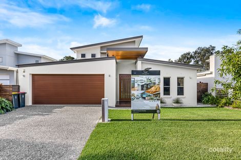 71 Feathertail Pl, Wakerley, QLD 4154