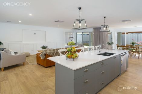 Property photo of 19 Coppabella Drive Gobbagombalin NSW 2650