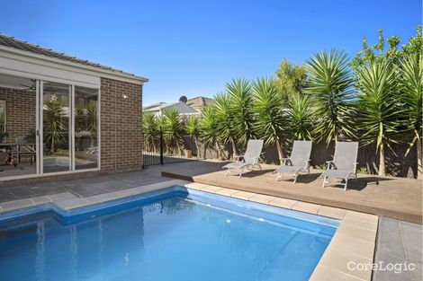 Property photo of 2 Kooyong Court Taylors Hill VIC 3037