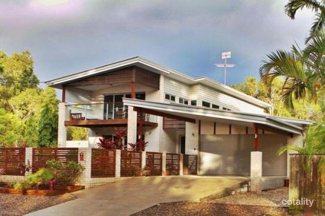 107 Lake Weyba Dr, Noosaville, QLD 4566