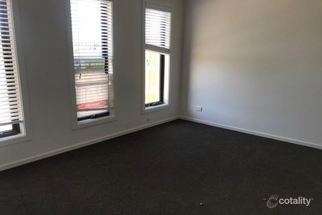 Property photo of 12 Minnehaha Way Point Cook VIC 3030